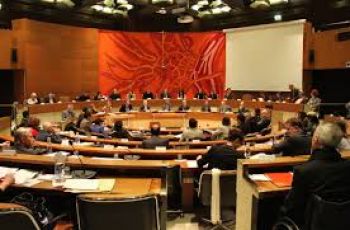 Comment est calculé le quorum au moment du vote du compte administratif ?