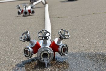  Une piscine privée peut-elle être utilisée comme point d’eau incendie dans le cadre du règlement de DECI ?