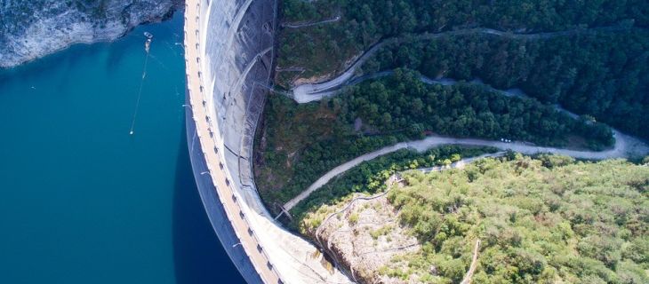 Digues et barrages